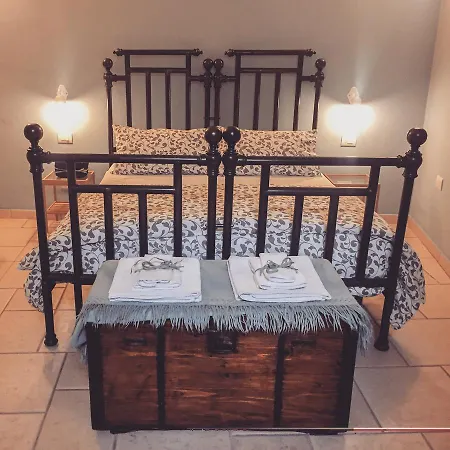 Donna Isabella לינה וארוחת בוקר