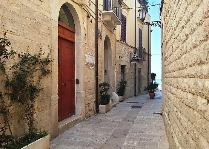 Donna Isabella לינה וארוחת בוקר 4*