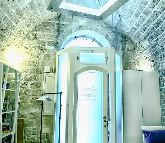 לינה וארוחת בוקר Donna Isabella 4*