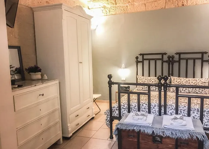 Donna Isabella טרני