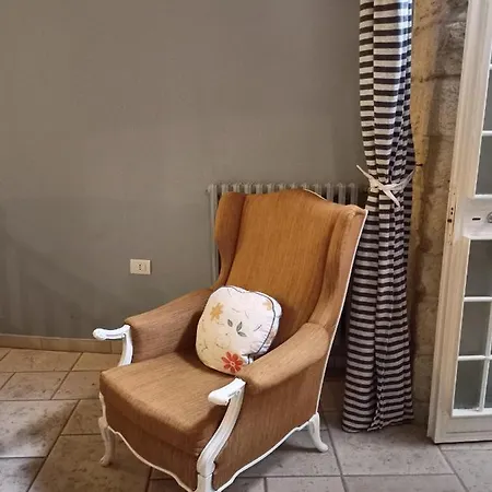 Donna Isabella Oda ve Kahvaltı 4*