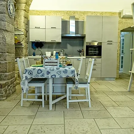 Bed and breakfast Donna Isabella Trani
