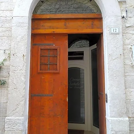 Donna Isabella