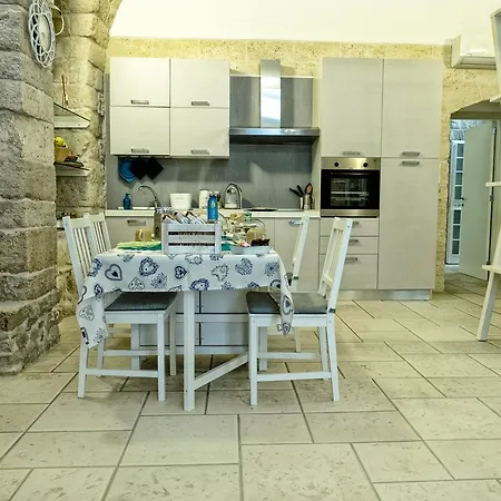 Donna Isabella 4* Trani