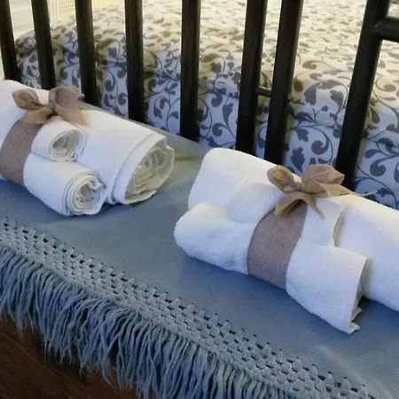 Donna Isabella Oda ve Kahvaltı 4*